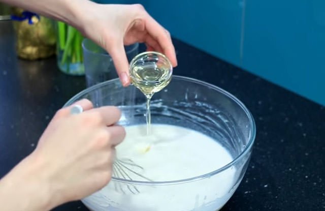  kak prigotovit bliny na moloke   6 podrobnykh klassicheskikh receptov prigotovleniya97 Як приготувати млинці на молоці — 6 докладних класичних рецептів приготування