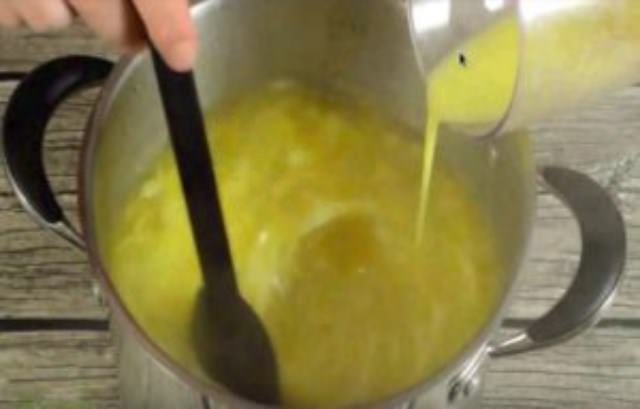  kurinyjj sup   recepty prigotovleniya domashnego supa s vermishelyu71 Курячий суп — рецепти приготування домашнього супу з вермішеллю