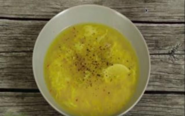 kurinyjj sup   recepty prigotovleniya domashnego supa s vermishelyu72 Курячий суп — рецепти приготування домашнього супу з вермішеллю