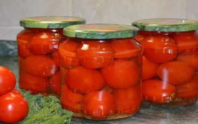  pomidory na zimu – samye vkusnye recepty konservirovannykh tomatov44 Помідори на зиму – найсмачніші рецепти консервованих томатів
