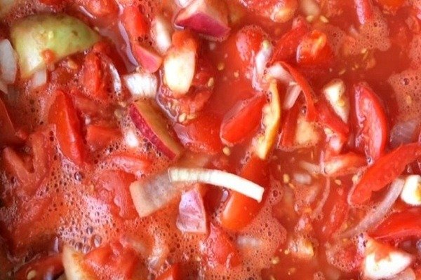  recepty ketchupa iz pomidorov na zimu v domashnikh usloviyakh46 Рецепти кетчупу з помідорів на зиму в домашніх умовах