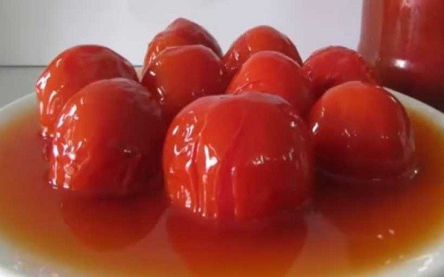  recepty marinovannykh pomidorov s foto na zimu – palchiki oblizhesh83 Рецепти маринованих помідорів з фото на зиму – пальчики оближеш