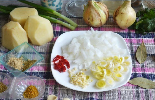  recepty prigotovleniya gorokhovogo supa s raznymi ingredientami11 Рецепти приготування горохового супу з різними інгредієнтами