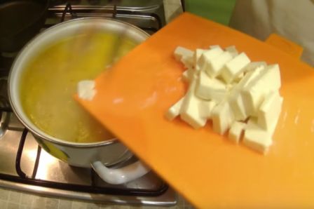  recepty prigotovleniya kurinogo supa po domashnemu s lapshojj i kartoshkojj36 Рецепти приготування курячого супу по домашньому з локшиною і картоплею