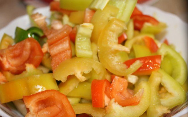  recepty salatov iz ogurcov na zimu, palchiki oblizhesh22 Рецепти салатів з огірків на зиму, пальчики оближеш