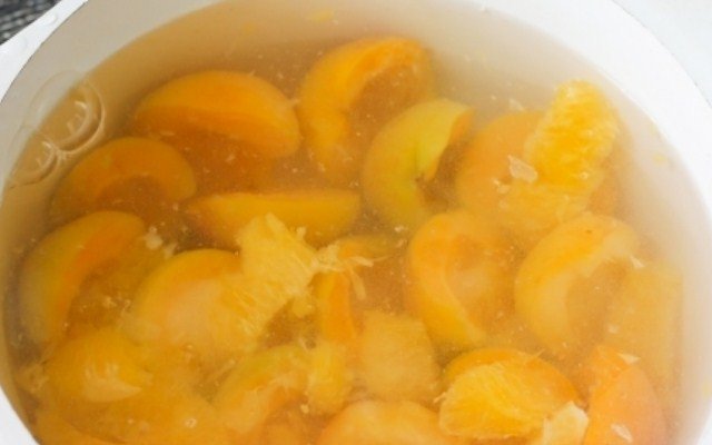  recepty zagotovki kompota iz abrikosov na zimu29 Рецепти заготівлі компоту з абрикосів на зиму