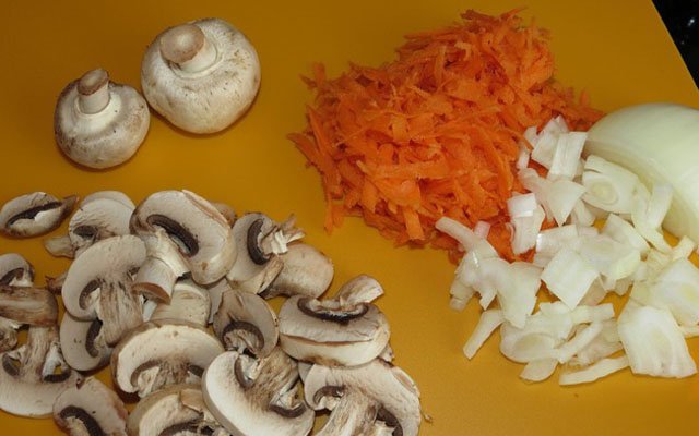  sup pyure   poshagovye recepty prigotovleniya v domashnikh usloviyakh15 Суп пюре — покрокові рецепти приготування в домашніх умовах