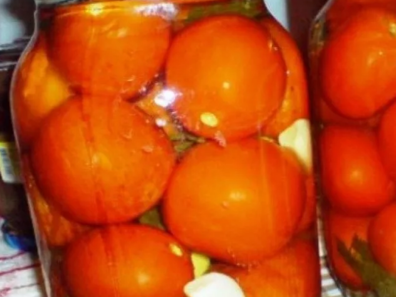 2834a67d3d01f53cece075a79939b7f4 Помідори (томати), мариновані з базиліком — рецепти на зиму