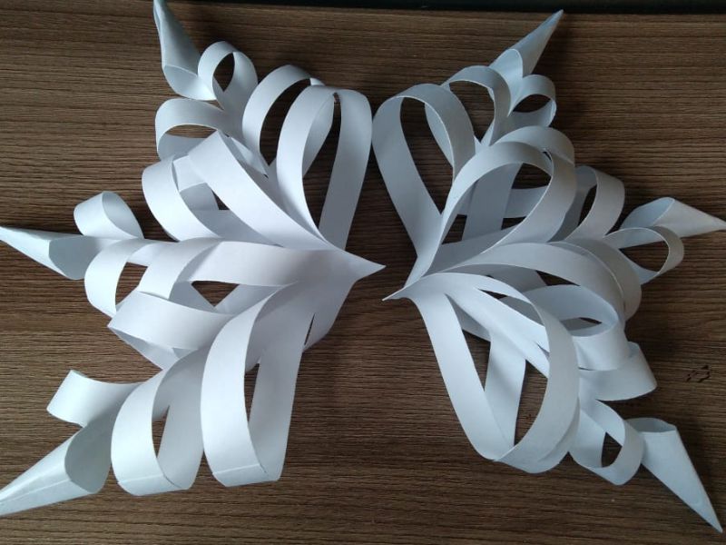 63a64f2b31f36a759e556a5b26bbab39 Як зробити сніжинки з паперу своїми руками на новий рік? Схеми і шаблони для вирізання