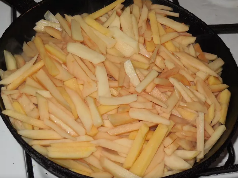 a1c3146465c8c2b996ad0c3b70a0f84b Як посмажити опеньки з картоплею на сковороді