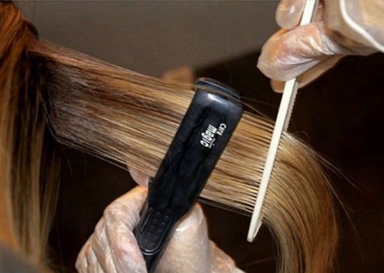 dd1f7b9e8a1ce5629c8d51913810af98 Як випрямити волосся без праски та фену в домашніх умовах, швидко, правильно і надовго