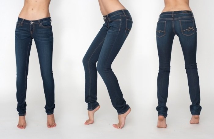 eea2ed2ef40f93a50c2c4280c0ab845d Сині жіночі джинси. З чим носити, фото: з високою посадкою, завищеною талією, рвані. Модні образи, ідеї