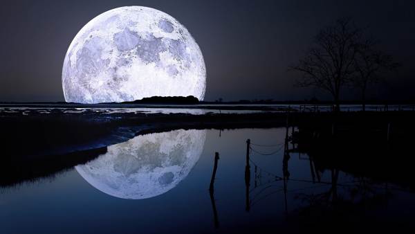 4680d9237218dcf1cdc6566042a60e0b Чому не можна дивитися на місяць: у повню, вночі, через вікно