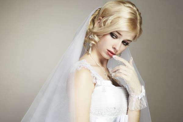 9ad7296258ee7bae79042a37eb4773ef Чи можна продавати весільну сукню після весілля?