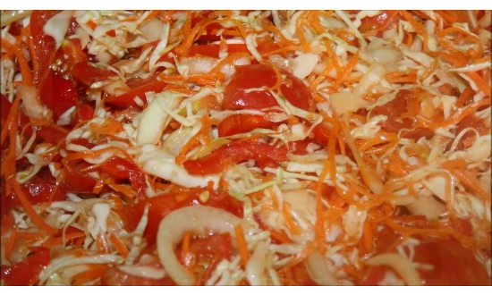 samyjj vkusnyjj ovoshhnojj salat na zimu   prostye recepty prigotovleniya15 Самий смачний овочевий салат на зиму   прості рецепти приготування