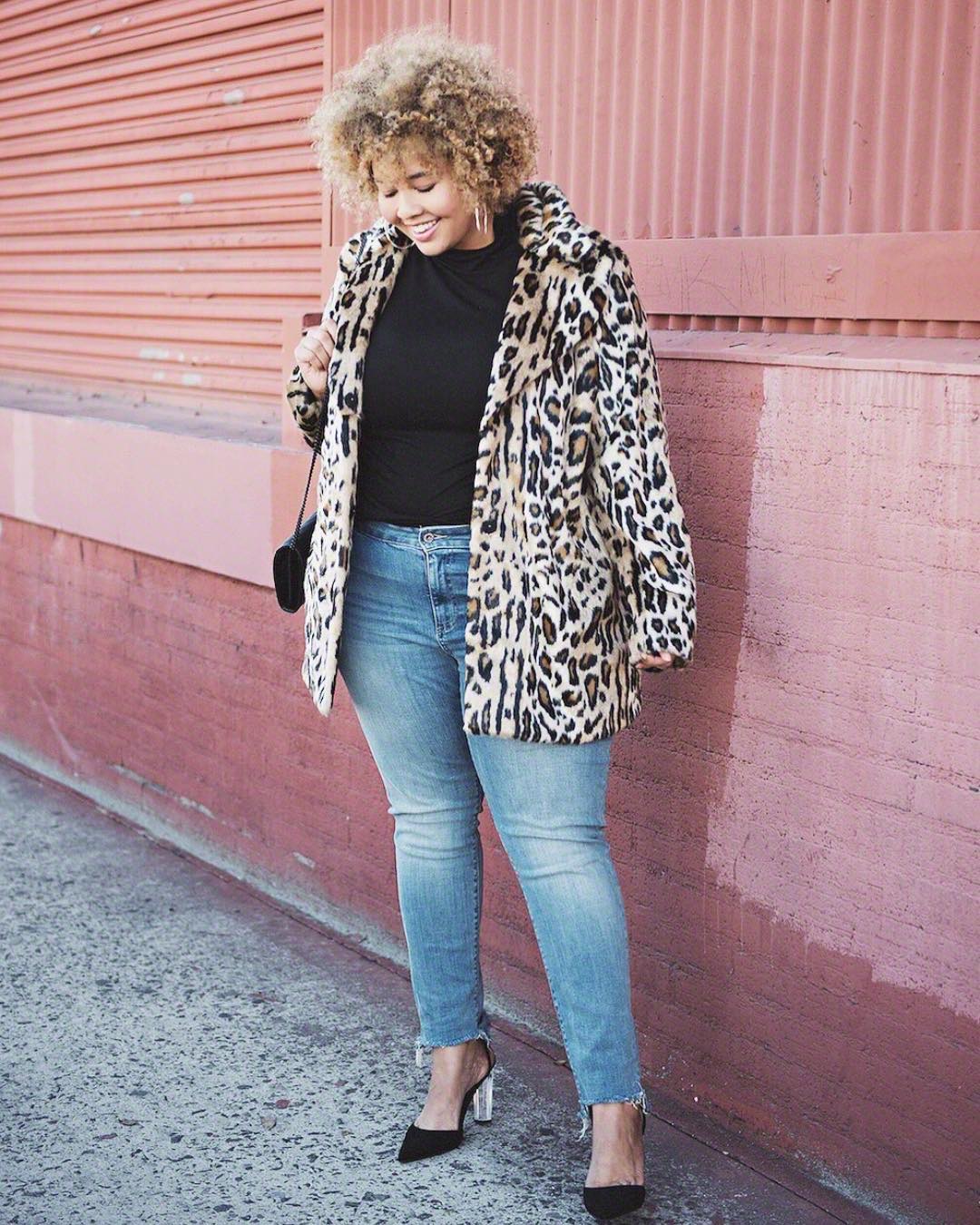  Як носити леопардовий принт жінкам з формами: 10 вдалих прикладів