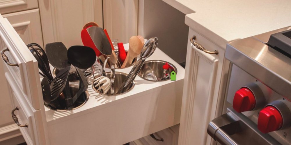 252a33abe29b4c2310dc67c4908c10b3 Організація зберігання на кухні: кращі ідеї для зберігання посуду, кришок від каструль і продуктів, полиці своїми руками