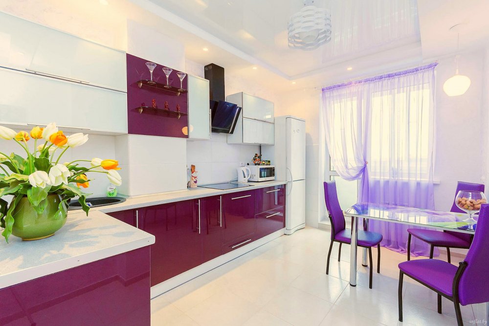 4d9a03312b8f120988dd6d335dc4eae5 Кухня в бузкових тонах: фіолетовий колір в інтерєрі, варіанти поєднання світлих і темних відтінків для стін та фасадів