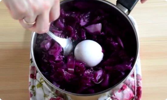 500b519a7b180cf0d2922b69810da99b Як пофарбувати яйця на Великдень — оригінальні ідеї і хитрощі при фарбуванні яєць