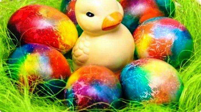 a5390bf0030499bd262464ad6fb3d4c9 Як пофарбувати яйця на Великдень — оригінальні ідеї і хитрощі при фарбуванні яєць
