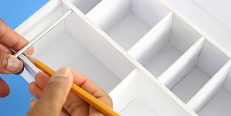 b73f38f1085b5c546fc467986399f38a Як зробити шафу для ляльок своїми руками: з картонної коробки, сірникових коробок, паперу, як визначити розмір меблів