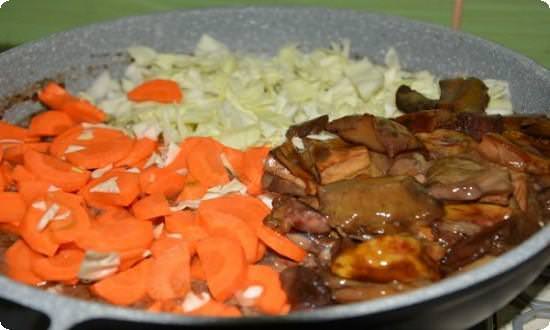 d305b55208810a13b26d0432fb072eed Оригінальне гаряче блюдо на Новий рік — яловичина в духовці тесті