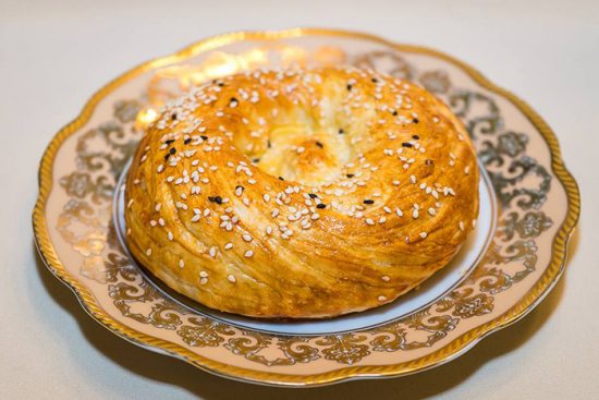 kak gotovit uzbekskie lepeshki v dukhovke90 Як готувати узбецькі коржики в духовці