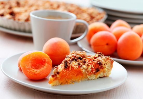 kak gotovit vkusnye dukhovye pirogi s abrikosami61 Як готувати смачні духові пироги з абрикосами