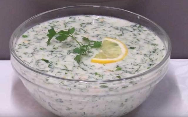 8808533816f44d93ba73321694094a96 Болгарський холодний суп «Таратор» — рецепти приготування класичного страви болгарської кухні