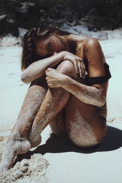 ab3ff03e6f0d94ed5e57c85292b4ced7 Як зробити красиві фото дівчини на пляжі в Instagram, Вконтакте, Facebook. Фото ідеї для фотосесії