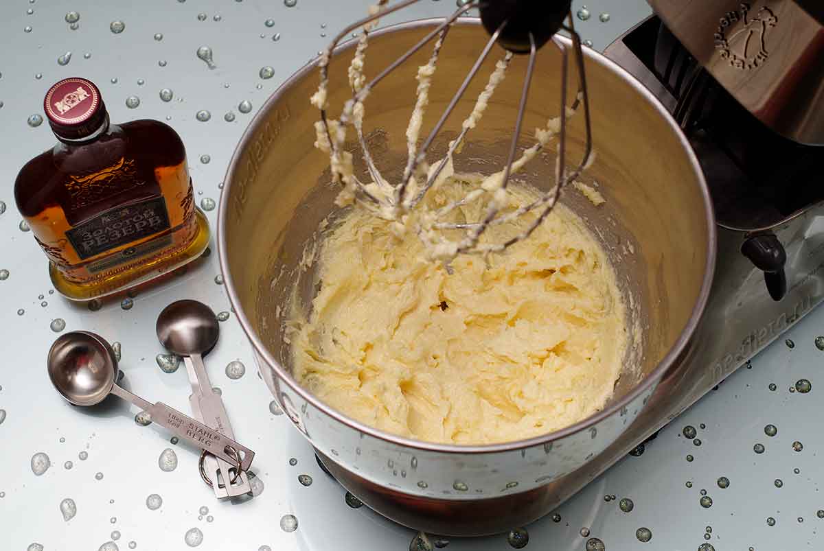 d30732395781c5a1c67fb7244cc465b3 Як приготувати шоколадний кекс з чорною смородиною — рецепт кексу зі свіжої або замороженої смородини з покроковими фото