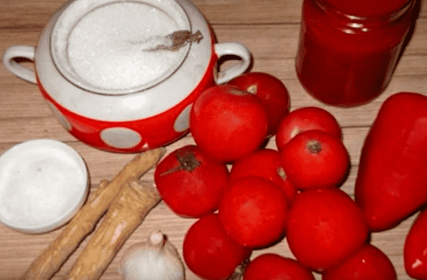 kak prigotovit pomidory v sobstvennom soku na zimu  recepty   palchiki oblizhesh77 Як приготувати помідори у власному соку на зиму? Рецепти — пальчики оближеш