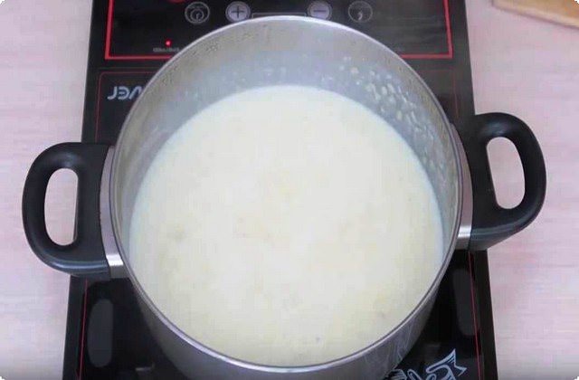 13c1ba606442f2d83212acd71478d0e7 Кукурудзяна каша на молоці – 5 рецептів приготування на плиті