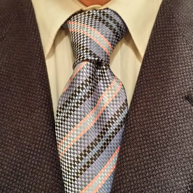  4 способи красиво завязати краватку