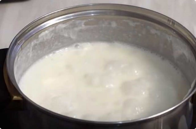 c0015903e2a0692b968fb2ca77b95809 Рисова каша на молоці — як зварити швидко і смачно за класичними рецептами