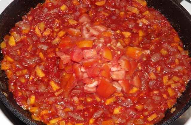 0f2bc793030d703fb71aa5e8e9105f5f Суп харчо — смачний рецепт зі свинини з рисом і томатною пастою