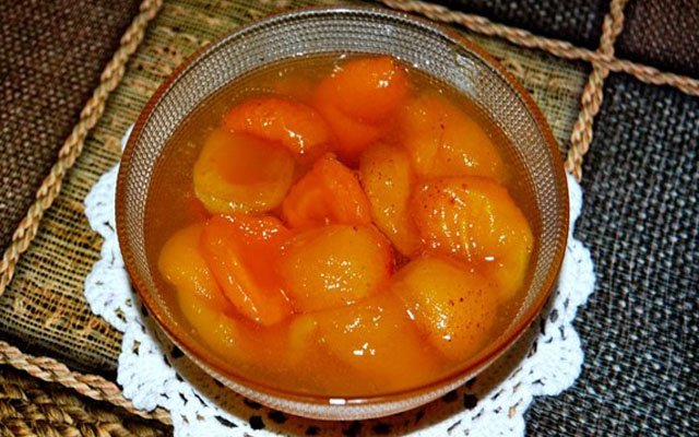 11ddc21b4982cbfdfefb680e5a463ab2 Рецепти приготування смачного абрикосового варення без кісточок, на зиму