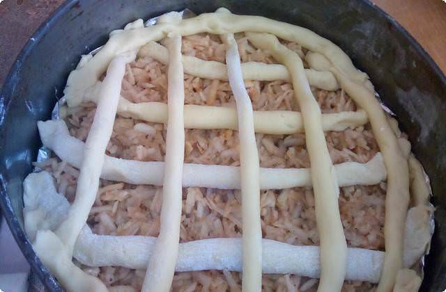 3248709eac33e40730e3a62270cab031 Яблучний пиріг з корицею — простий рецепт приготування в духовці