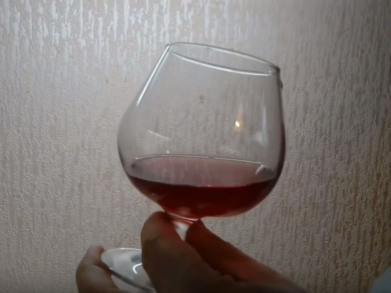 4160eb142ab7962e2cc616187a9c77e6 Вино з винограду в домашніх умовах. Прості рецепти домашнього виноградного вина