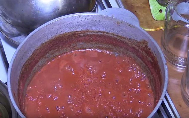 5b0951740d5e3c6919af2cb6f6239b29 5 простих рецептів приготування томатної пасти своїми руками на зиму, в домашніх умовах
