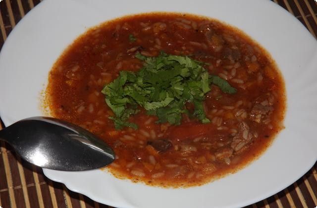 b007b9b20ffda9a8752103c1a7332680 Суп харчо — смачний рецепт зі свинини з рисом і томатною пастою