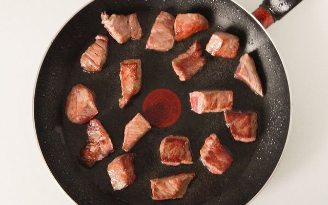 c7703d37e49d60ab413e8cac84f34bc9 Рецепти приготування смачного мяса з чорносливом на сковороді в духовці, в мультиварці, з різних видів мяса