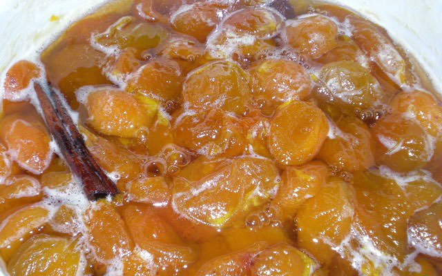 cb6510043ea8beeca6398f9e08f5cfc7 Рецепти приготування смачного абрикосового варення без кісточок, на зиму
