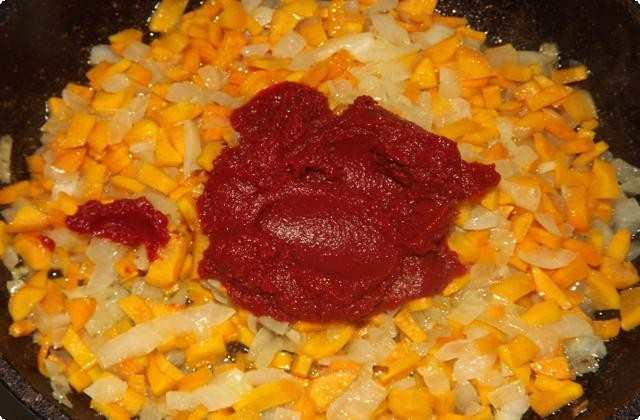 cfbcb732dfee2195be3647c52bd70a5f Суп харчо — смачний рецепт зі свинини з рисом і томатною пастою