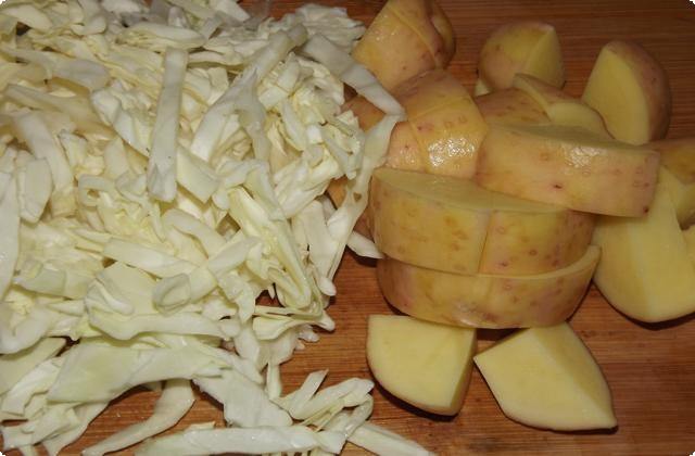 e29e31e22586073794c403f7be8bbd88 Український борщ зі свіжої капусти з мясом і картоплею   рецепт смачних щів