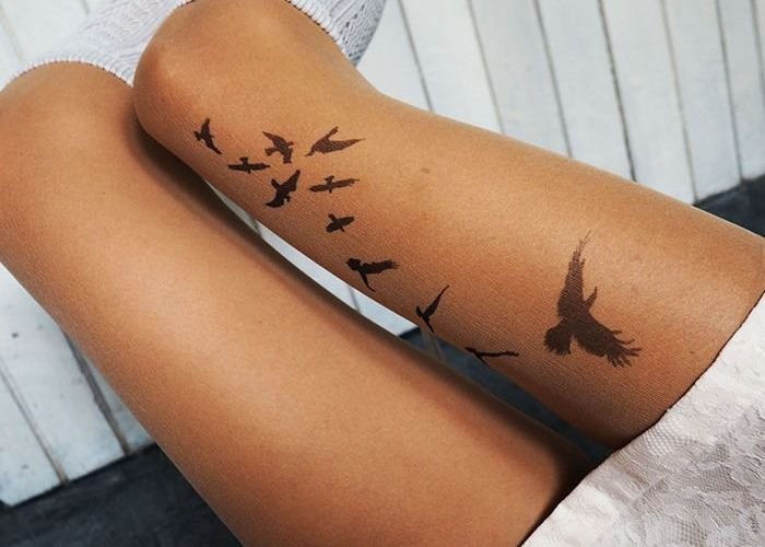 f0730525c66a0a509f0c9e0699e63d97 Татуювання для дівчат на нозі. Фото красиві візерунки, маленькі написи, значення