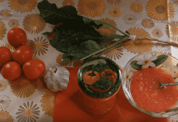 khrenovina – klassicheskijj recept prigotovleniya iz pomidor i khrena s chesnokom17 Аджика – класичний рецепт приготування з помідор і хрону з часником