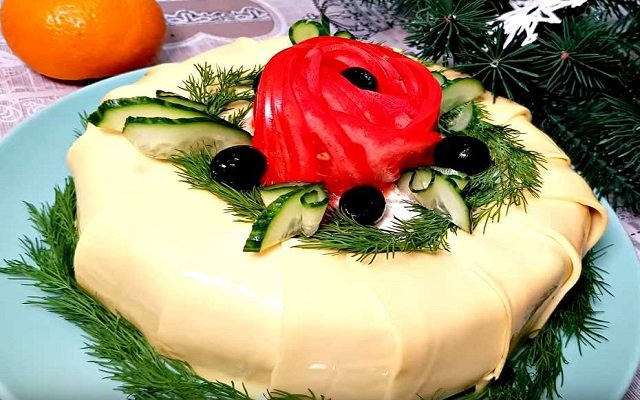 9d25fed6264a0270b853bb7d9d4df3de Прості і смачні салати на святковий новорічний стіл — найвідоміші, оригінальні, нові