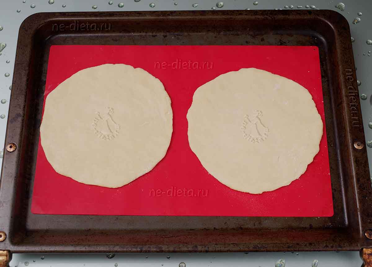 b93d9794709b7f81b3534fc930b059eb Як зробити міні піцу в домашніх умовах без дріжджів — рецепт міні піци з шинкою в духовці з покроковими фото