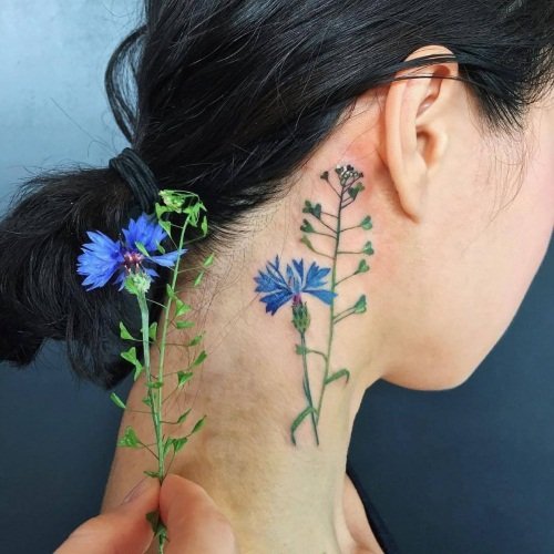 f8b81948f60e6a161eb39411da124166 Татуювання на шиї для дівчат ззаду/збоку/спереду. Фото, напису, ескізи